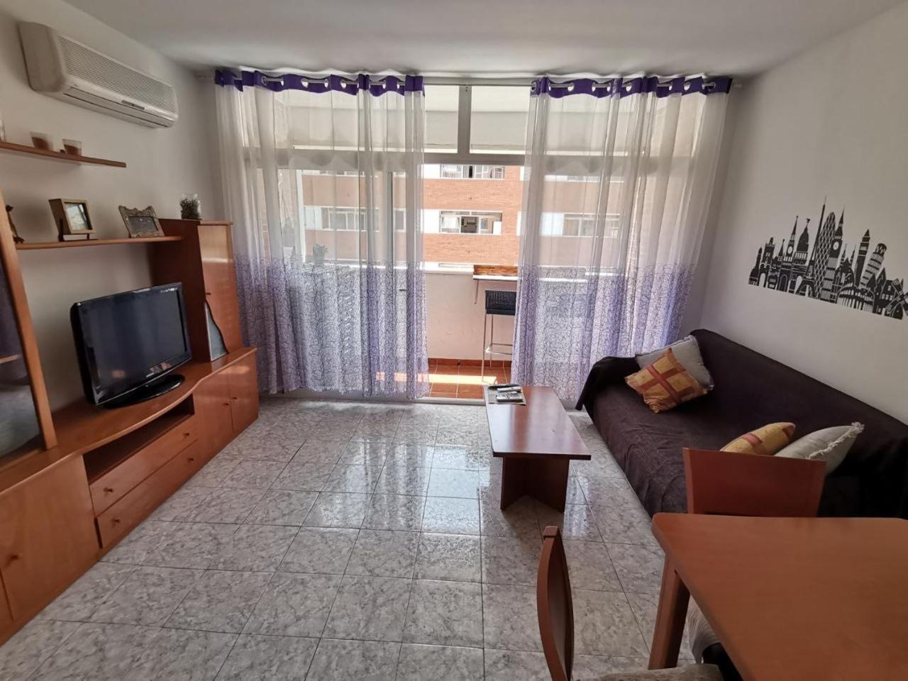 Apartamento Apartamento+parking +piscina A 250mts Playa Fenals Lloret de Mar